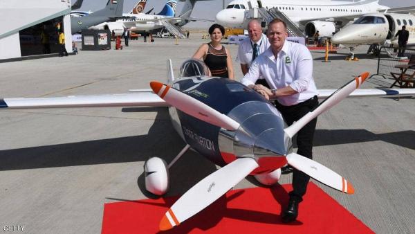 Dubai Air showcases first electric racing aircraft