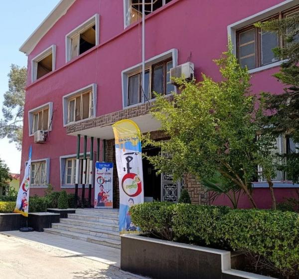 الدهان المقاوم للرطوبة: خط الدفاع الأول لحماية المباني وصحة السكان بقلم الاستاذة دارين غصون